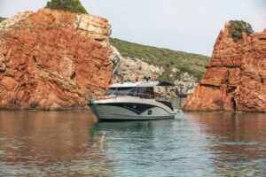 моторная яхта Flagship 920